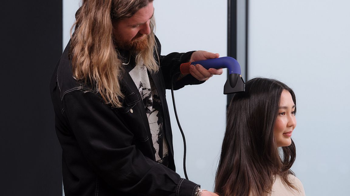 Supersonic r™ Professional hair dryer