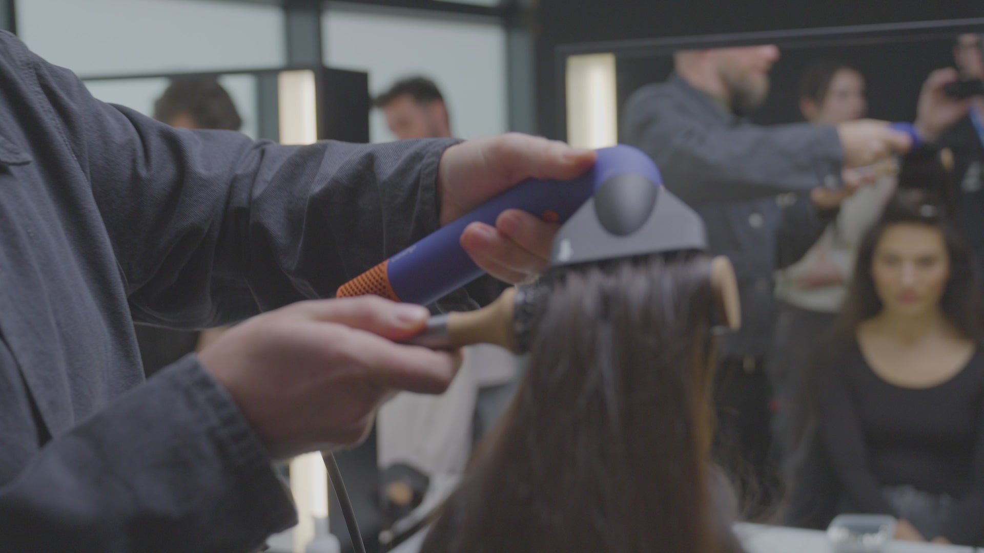 Supersonic r™ Professional hair dryer