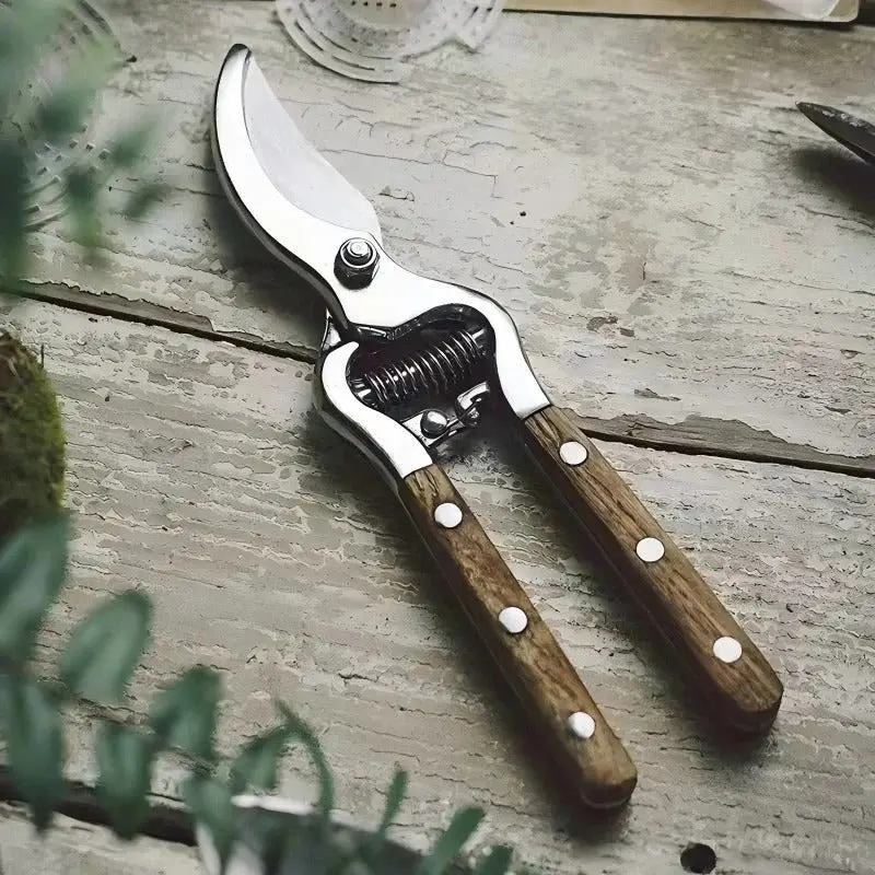 Hand-Forged Multipurpose Garden & Kitchen Shears Hand-Forged Multipurpose Garden & Kitchen Shears - Image 5